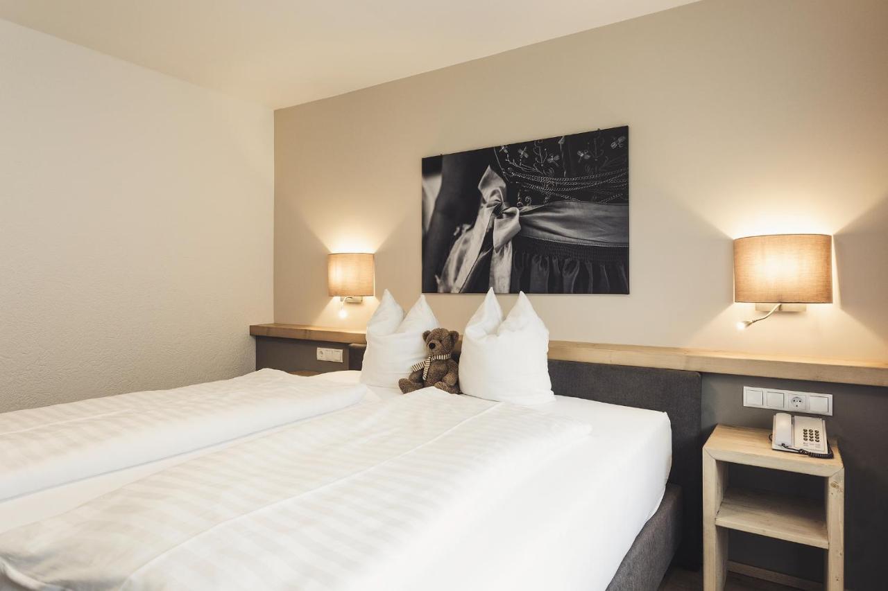Hotel Johanna Mitten Im Oetztal Умхаузен Экстерьер фото