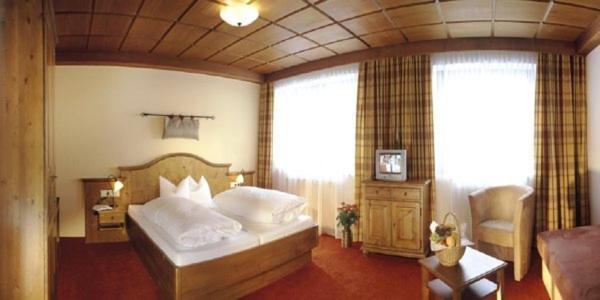 Hotel Johanna Mitten Im Oetztal Умхаузен Экстерьер фото