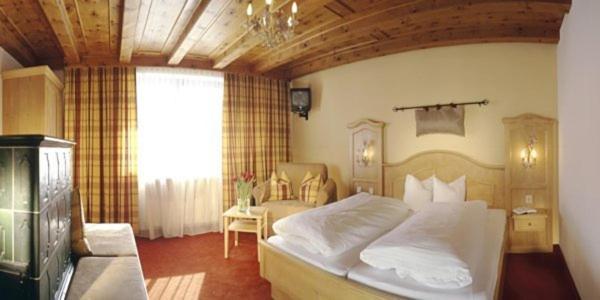Hotel Johanna Mitten Im Oetztal Умхаузен Экстерьер фото